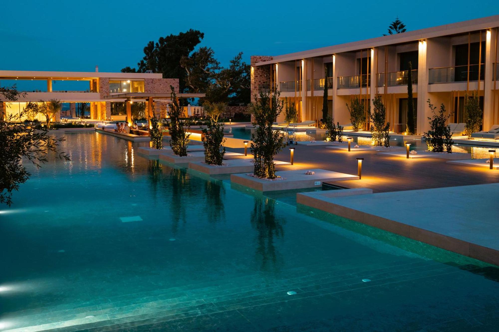 Royal Pearl Island Chios Hotel And Spa エクステリア 写真