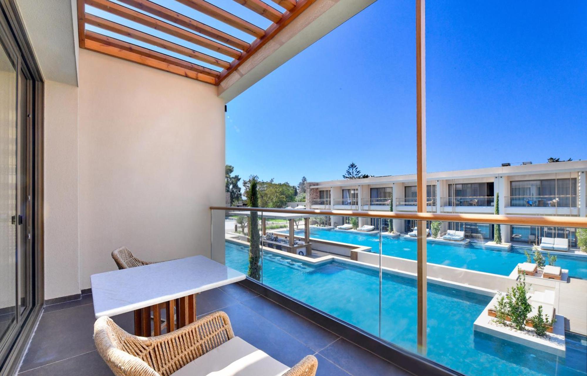 Royal Pearl Island Chios Hotel And Spa エクステリア 写真