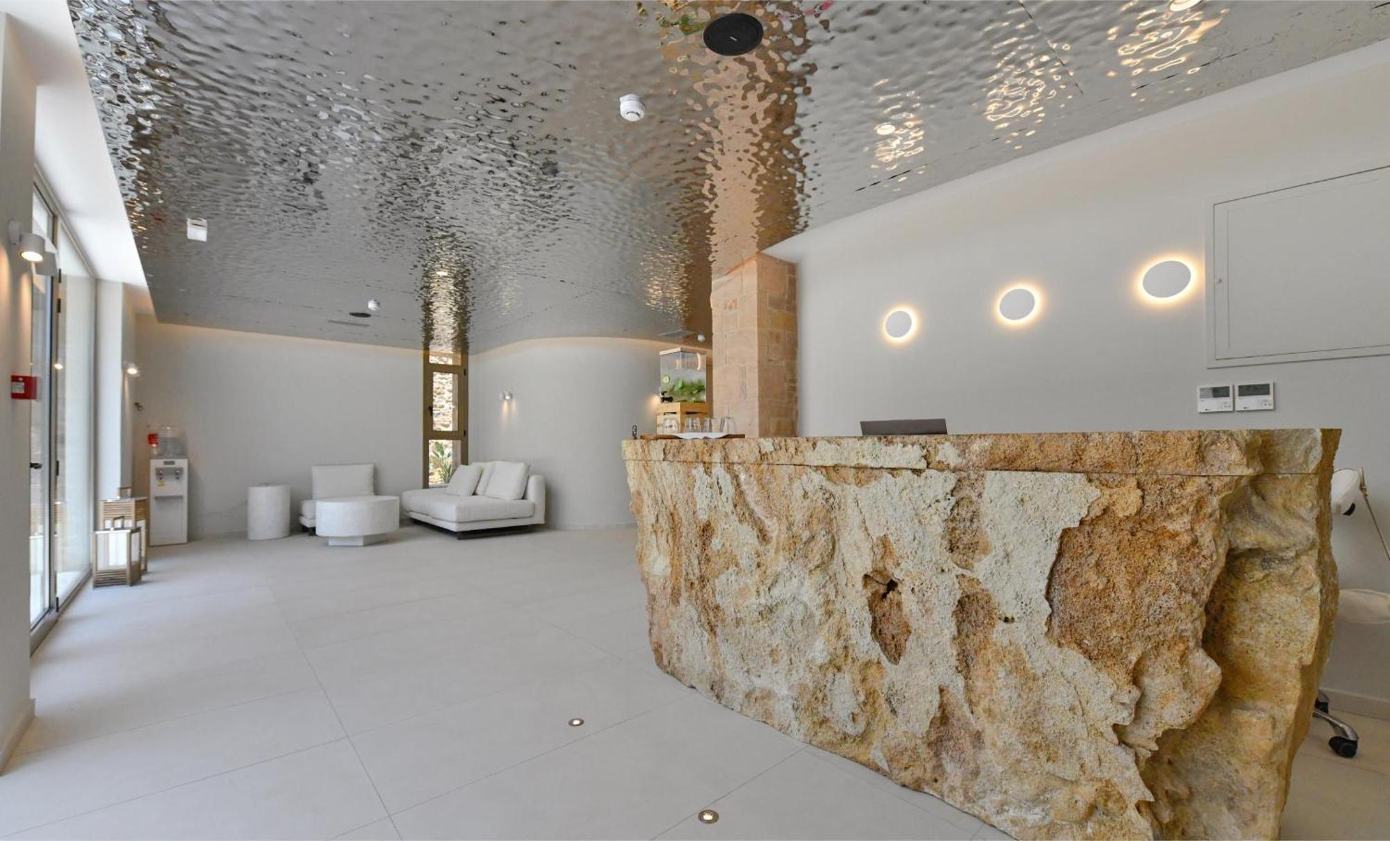 Royal Pearl Island Chios Hotel And Spa エクステリア 写真